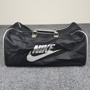 Vintage 1980s Nike Black Duffel Bag Silver Swoosh‎ Made in Hong Kong
